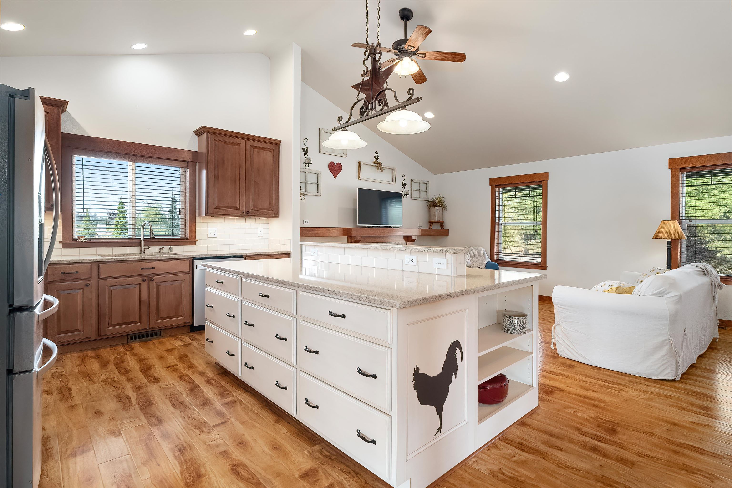 18709 North Dustin Lane Colbert, WA 99005 - Photo 9 of 50 Gallery Image 9