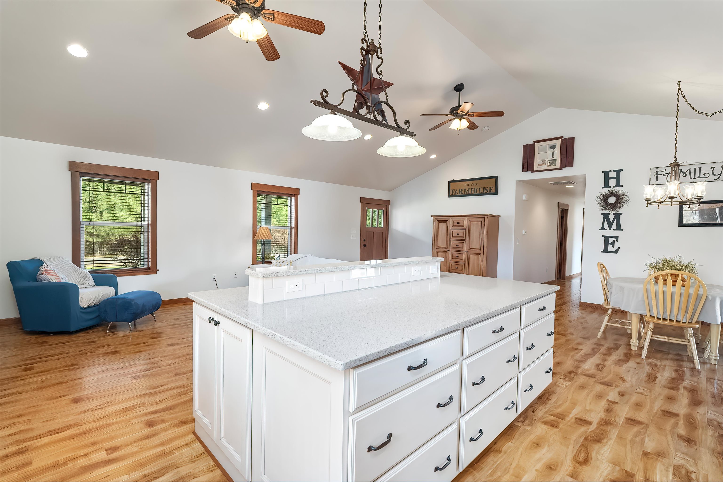 18709 North Dustin Lane Colbert, WA 99005 - Photo 10 of 50 Gallery Image 10