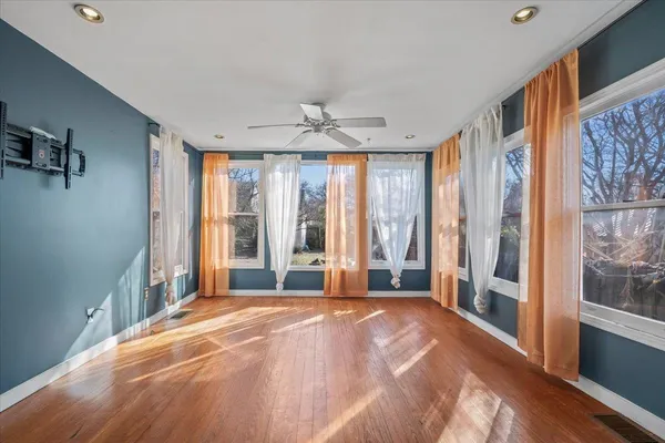 $297,500 | 2069 Vinton Avenue, Memphis, TN 38104