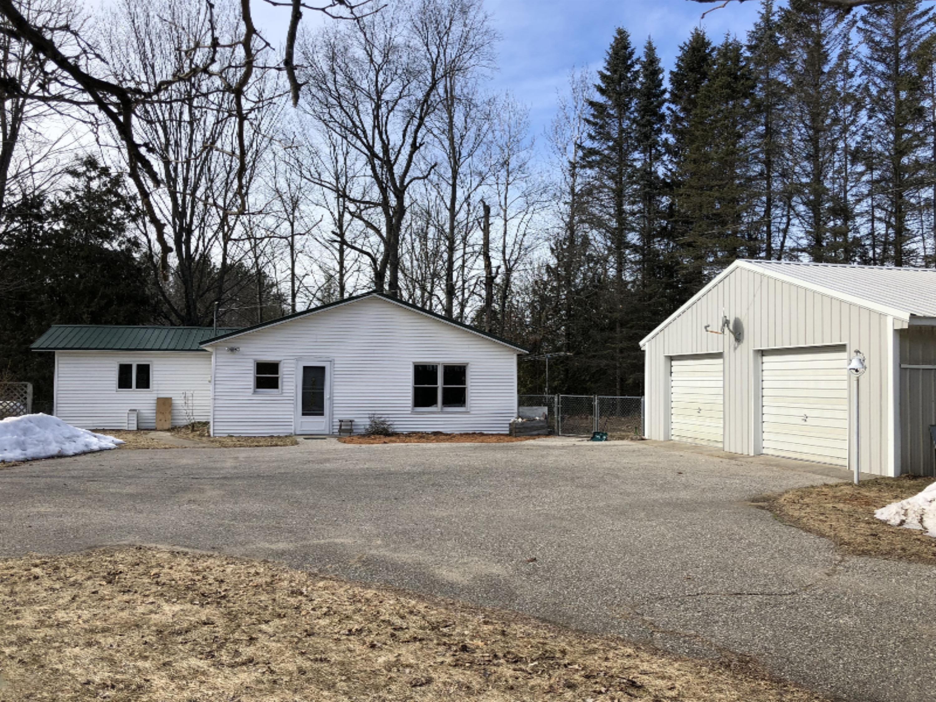 13151 Kerry Road Brethren, MI 49619 - Photo 1 of 35 IMG_6860