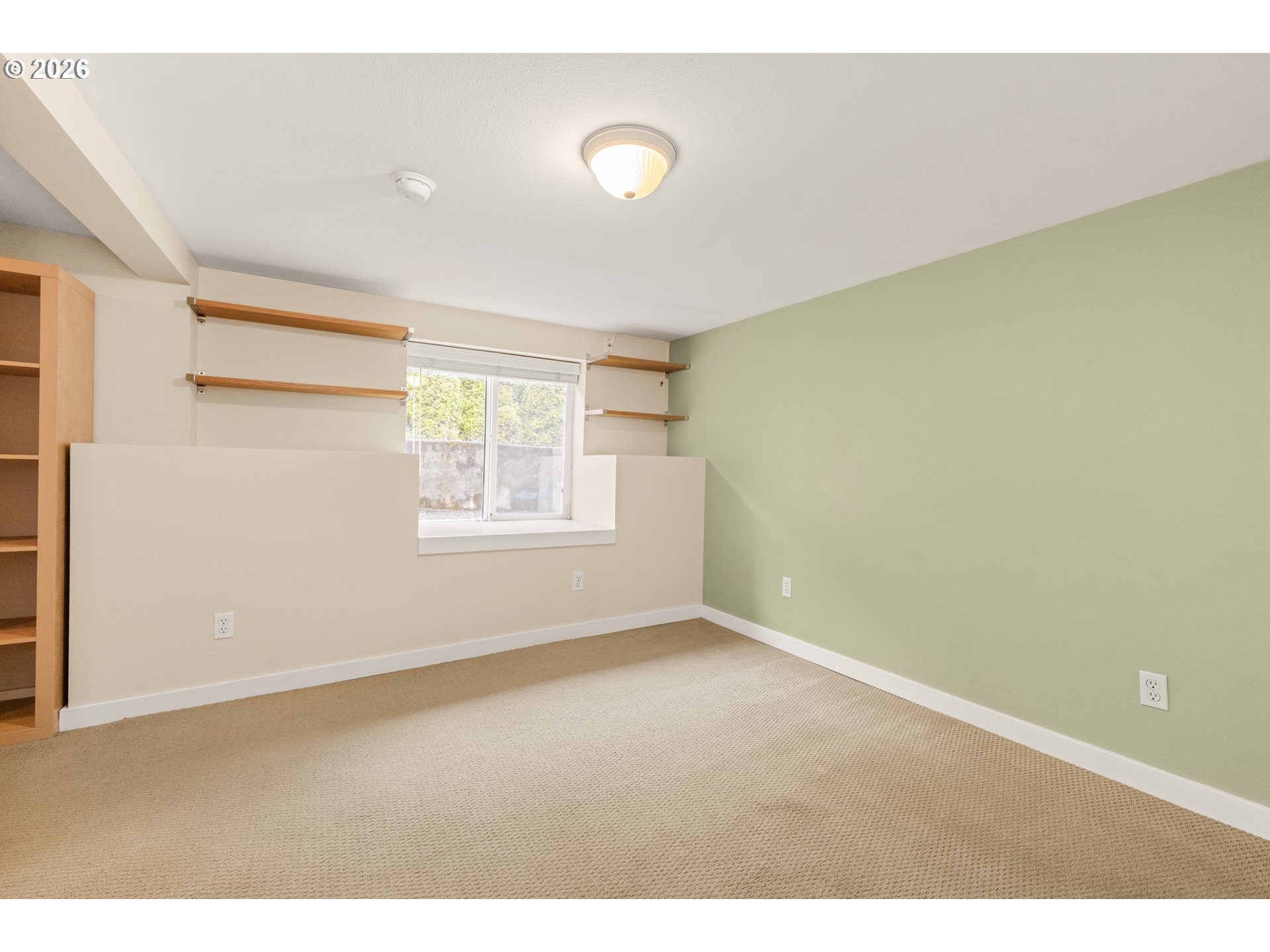 522 Northeast Sumner Street Portland, OR 97211 - Photo 27 of 42