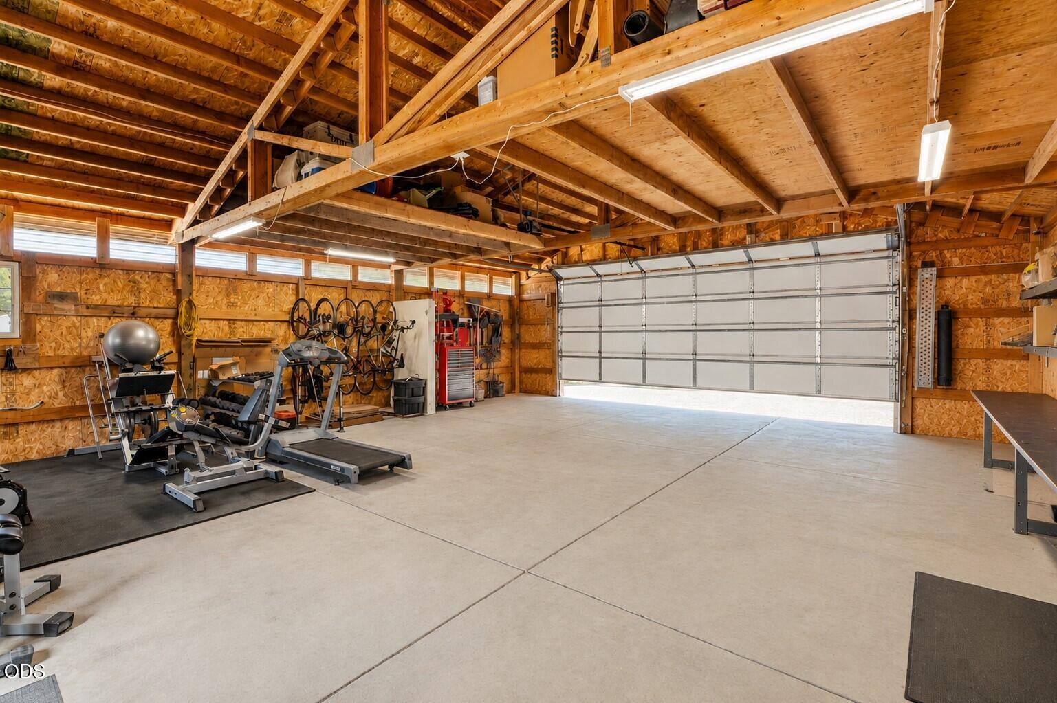 2108 Northwest 13th Street Redmond, OR 97756 - Photo 14 of 43