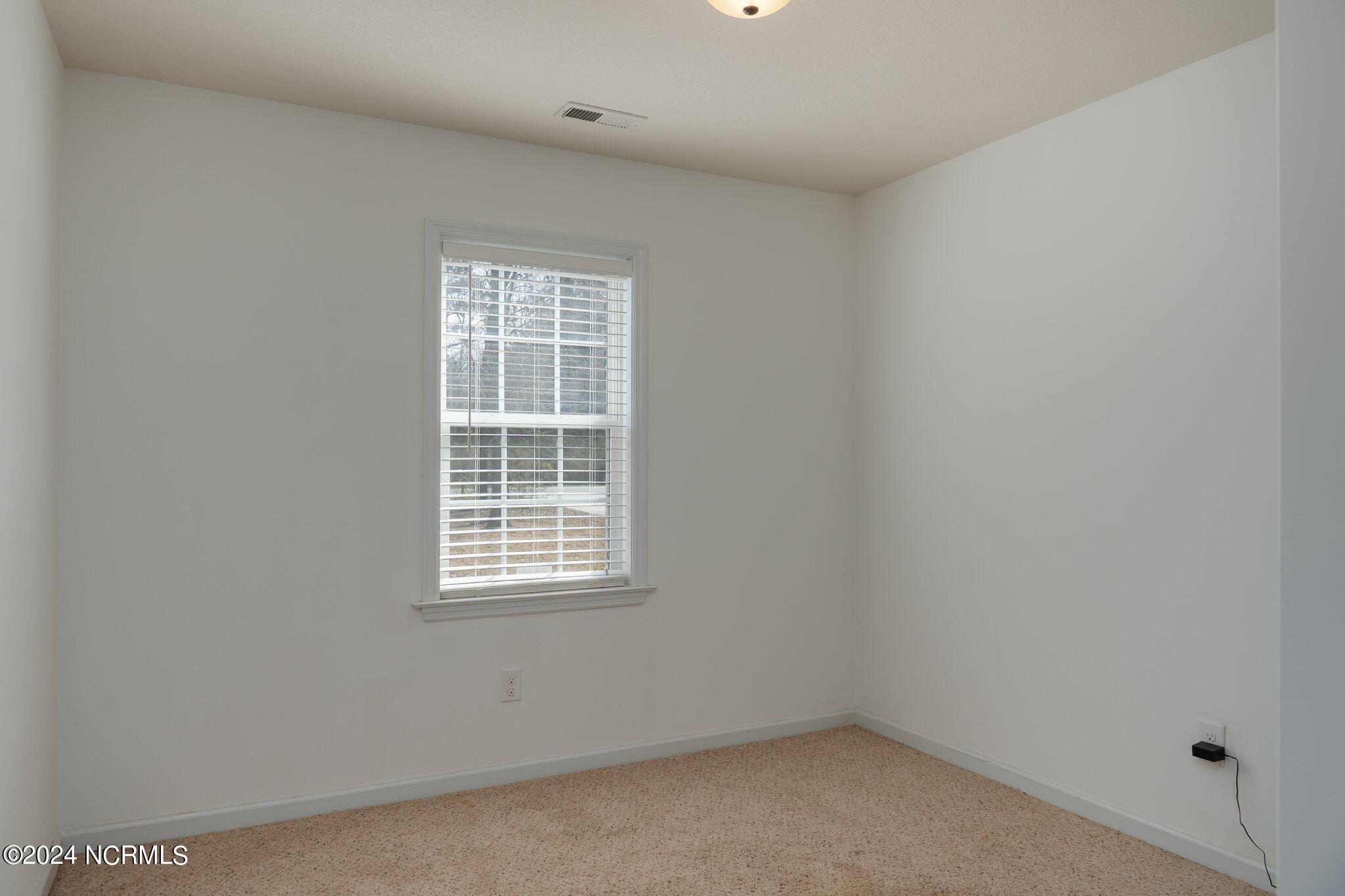 180 Baysden Road Chinquapin, NC 28521 - Photo 24 of 34 180 Baysden -26
