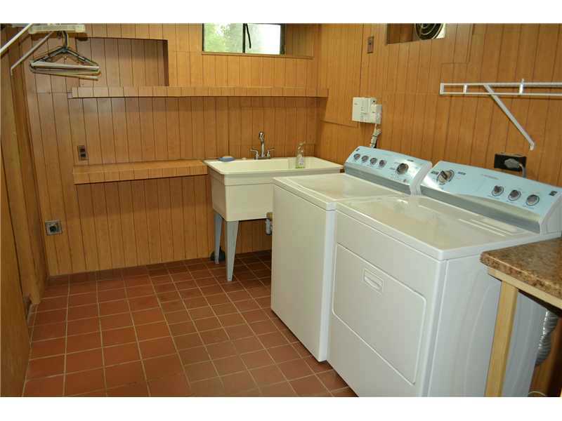 25 Iroquois Road Cumberland, RI 02864 - Photo 23 of 24 Laundry Room.