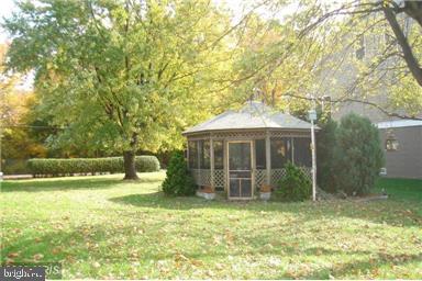 1322 Burke Road Baltimore, MD 21220 - Photo 3 of 20 Gazebo left of the house, part this of property