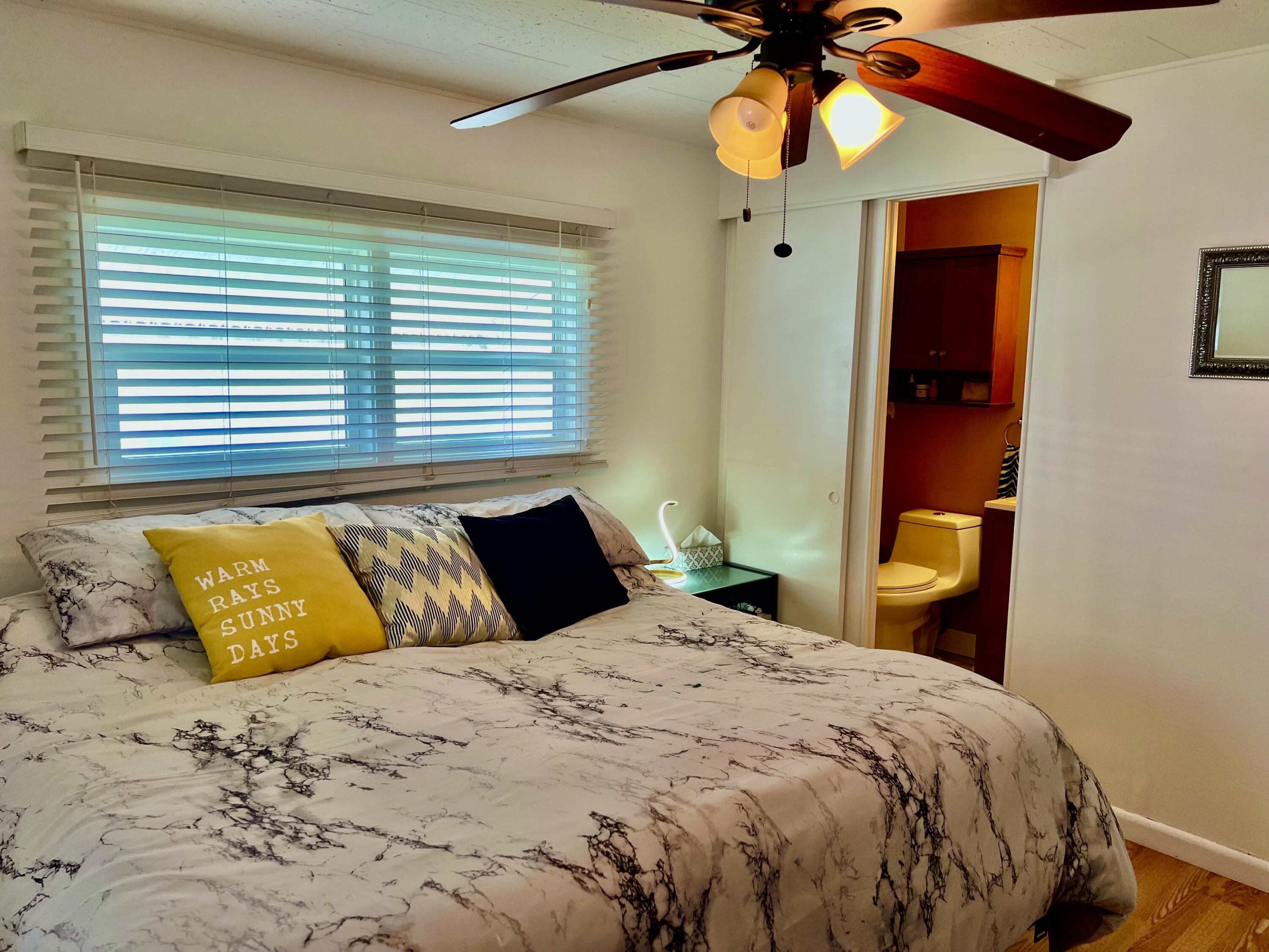 3225 South Street Hollywood, FL 33021 - Photo 23 of 53 IMG_8244