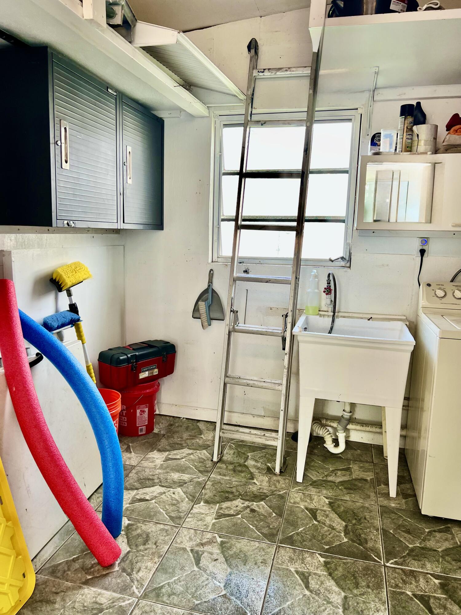 3225 South Street Hollywood, FL 33021 - Photo 41 of 53 IMG_8228