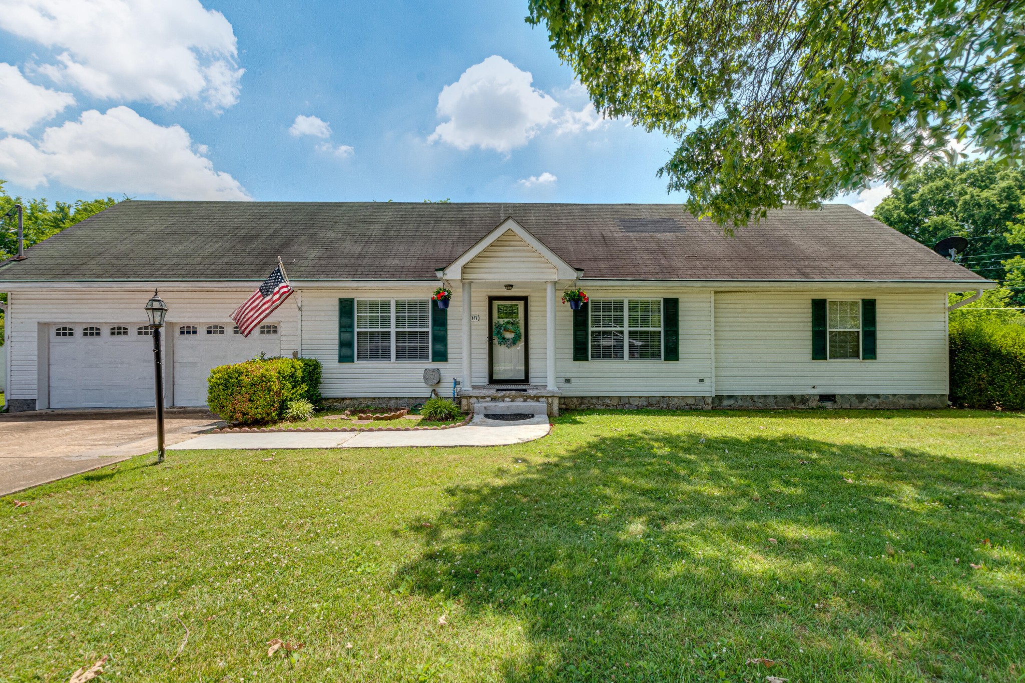 1608 South Mack Smith Road Chattanooga, TN 37412 - Photo 1 of 30 Gallery Image 1