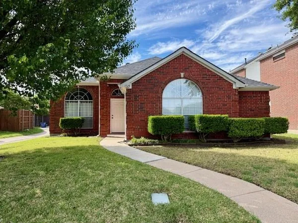 $345,000 | 1524 Oak Tree Road, Allen, TX 75002