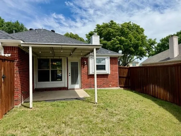 $345,000 | 1524 Oak Tree Road, Allen, TX 75002