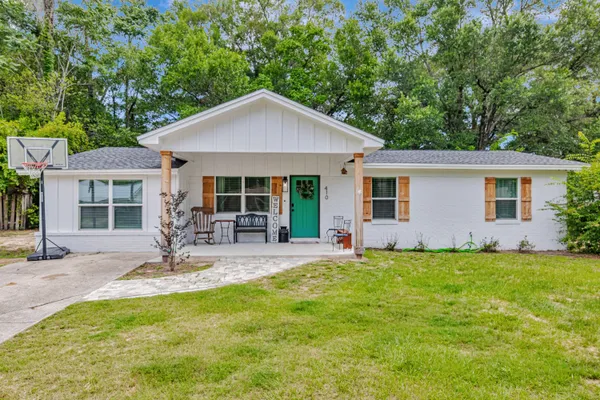 $415,000 | 410 James Avenue, Valparaiso, FL 32580