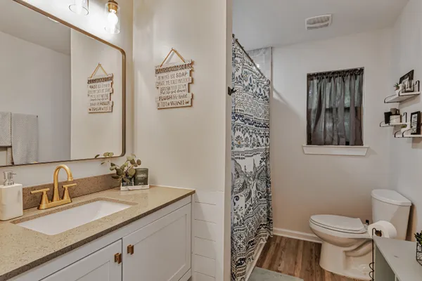 $415,000 | 410 James Avenue, Valparaiso, FL 32580