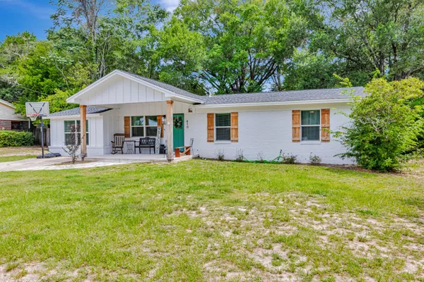 $415,000 | 410 James Avenue, Valparaiso, FL 32580