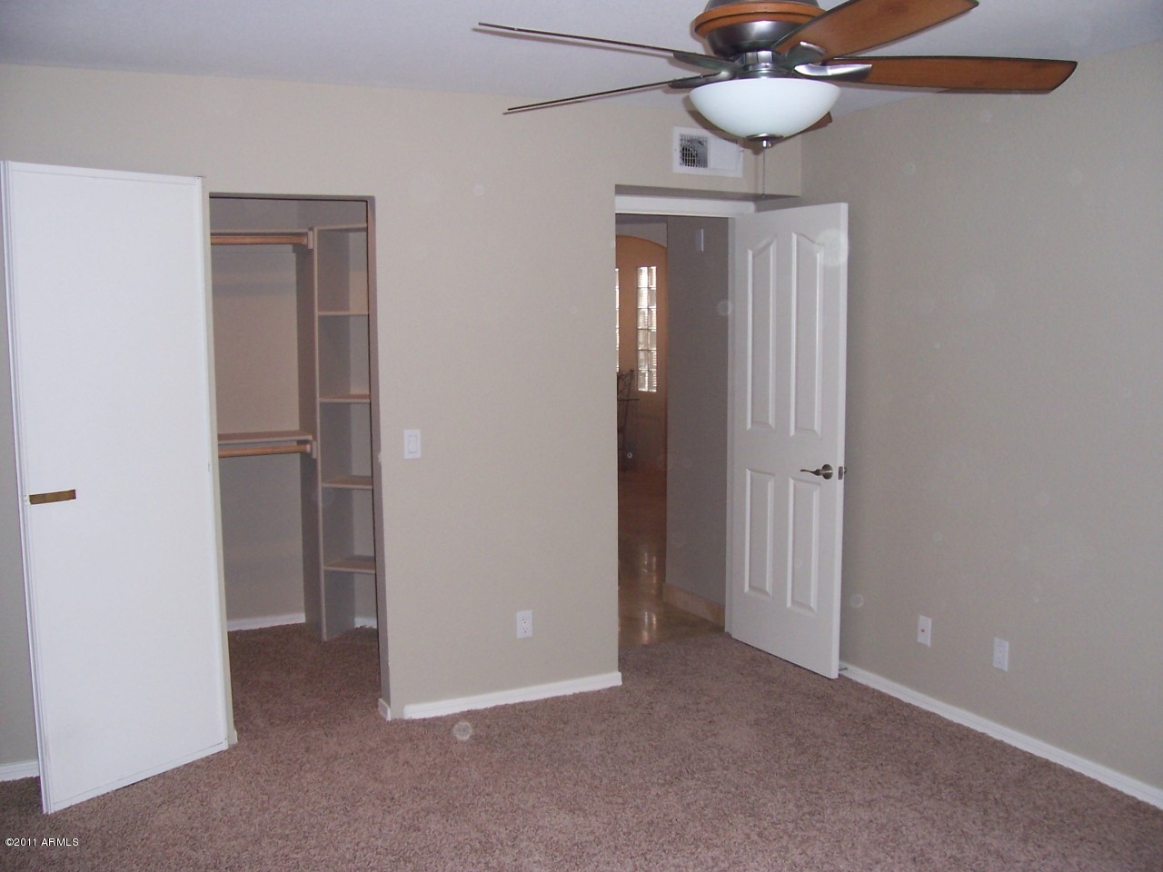 3235 East Camelback Road, Unit 104 Phoenix, AZ 85018 - Photo 12 of 12 BEDROOM