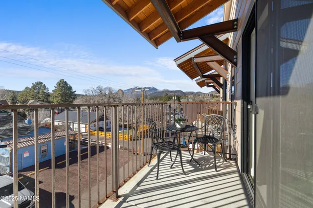 $875,000 | 613 North Beaver Street, Unit 6, Flagstaff, AZ 86001