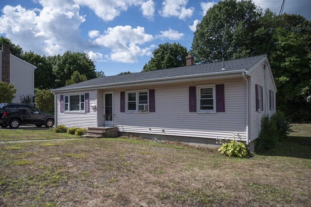 16 Alice Road Randolph, MA 02368 - Photo 2 of 19 Gallery Image 2