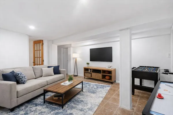 $2,750 | 28 Spruce Street, Unit 1L, Jersey City, NJ 07306