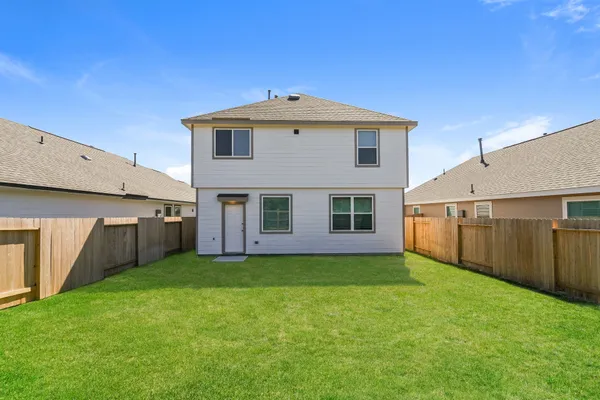 $1,975 | 3049 Wood Lily Drive, Brookshire, TX 77423