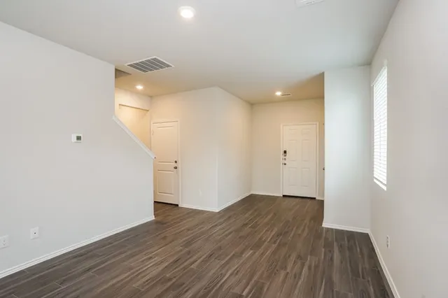 $1,975 | 3049 Wood Lily Drive, Brookshire, TX 77423