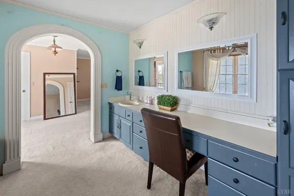 $935,000 | 712 Cherry Hill Road, Amherst, VA 24521