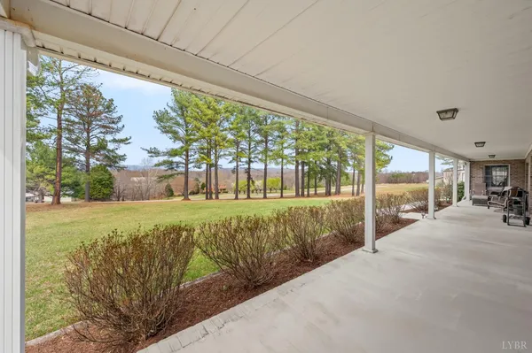 $935,000 | 712 Cherry Hill Road, Amherst, VA 24521