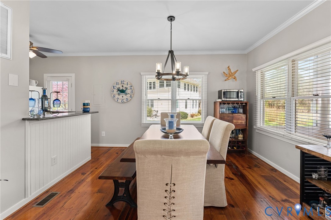 353 Jackson Creek Road Deltaville, VA 23043 - Photo 10 of 48 Dining area open to the kitchen