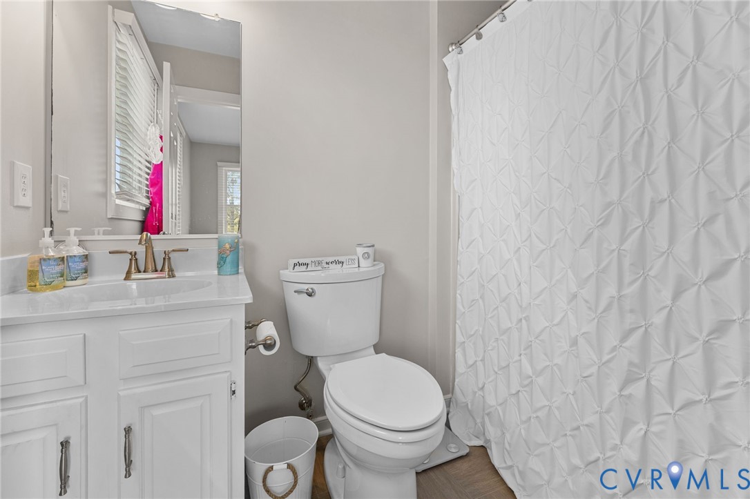 353 Jackson Creek Road Deltaville, VA 23043 - Photo 29 of 48 Primary bathroom