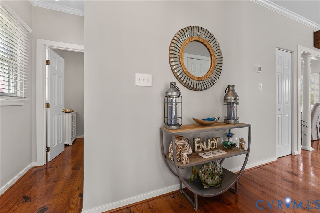 353 Jackson Creek Road Deltaville, VA 23043 - Photo 6 of 48 Entry with half bath & laundry/utility closet to y