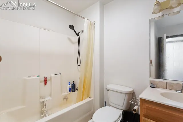 $200,000 | 413 Mitchell Avenue, Ordway, CO 81063