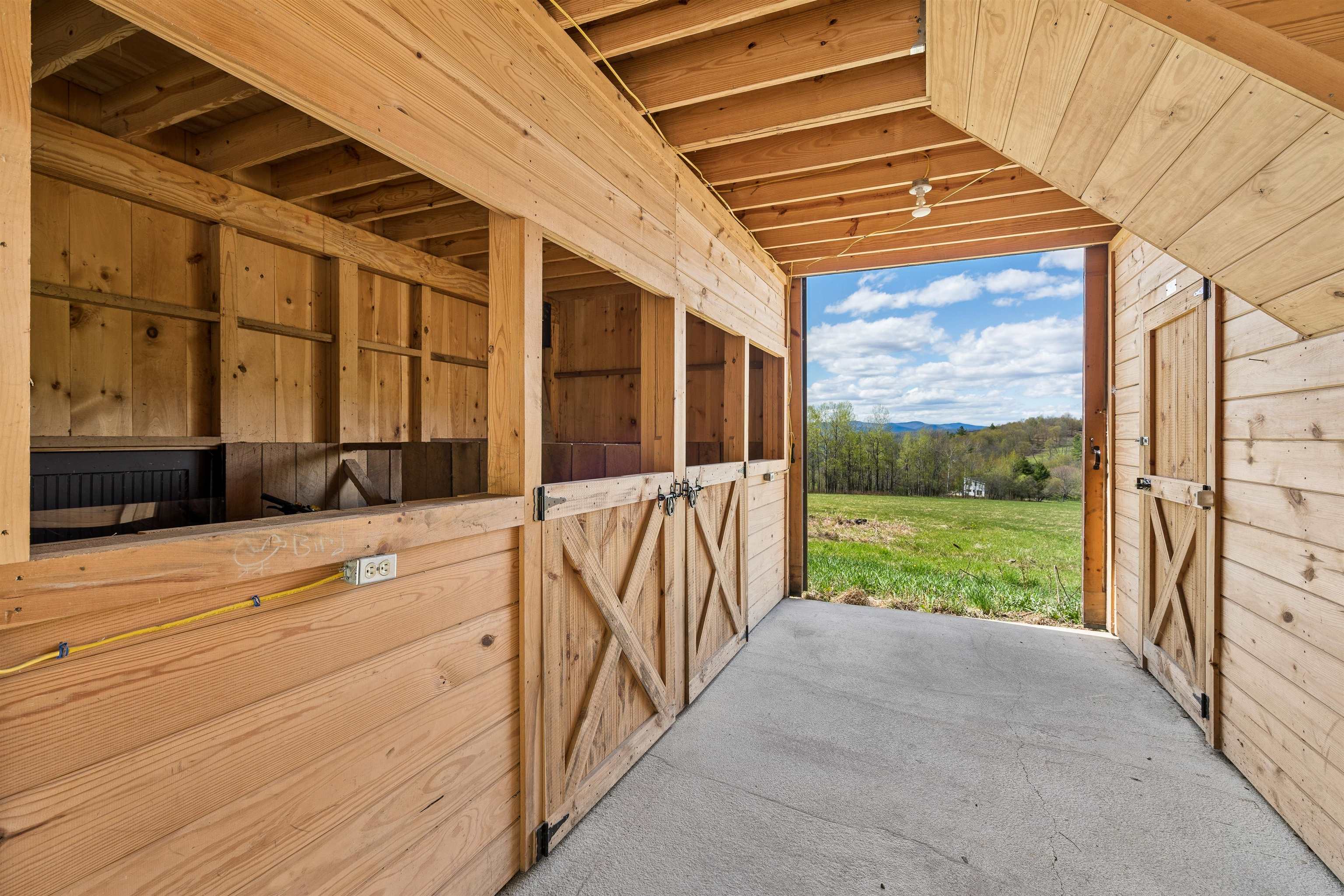3673 Fish Hill Road Randolph, VT 05060 - Photo 33 of 36