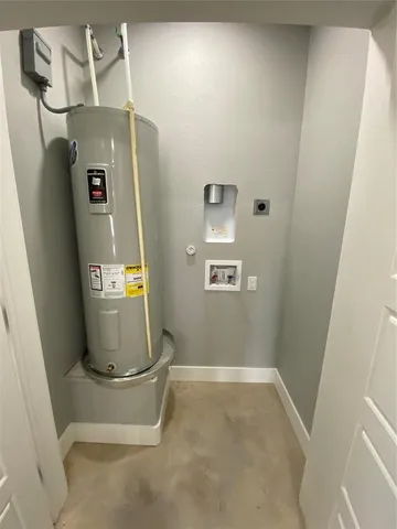 $1,500 | 1004 West Hanna Street, Denison, TX 75020