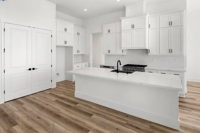 $1,336,322 | 6012-6012 Windsweep Road, Bethel Island, CA 94511