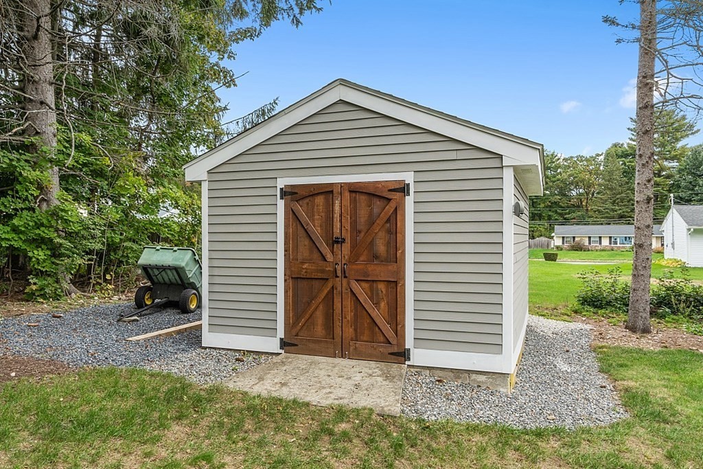 22 Richard Road Hudson, MA 01749 - Photo 23 of 25