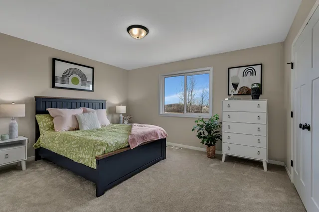 $539,900 | 31014 Goldfinch Lane, Rockville, MN 56301