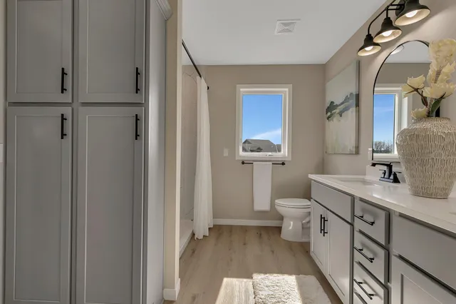 $539,900 | 31014 Goldfinch Lane, Rockville, MN 56301