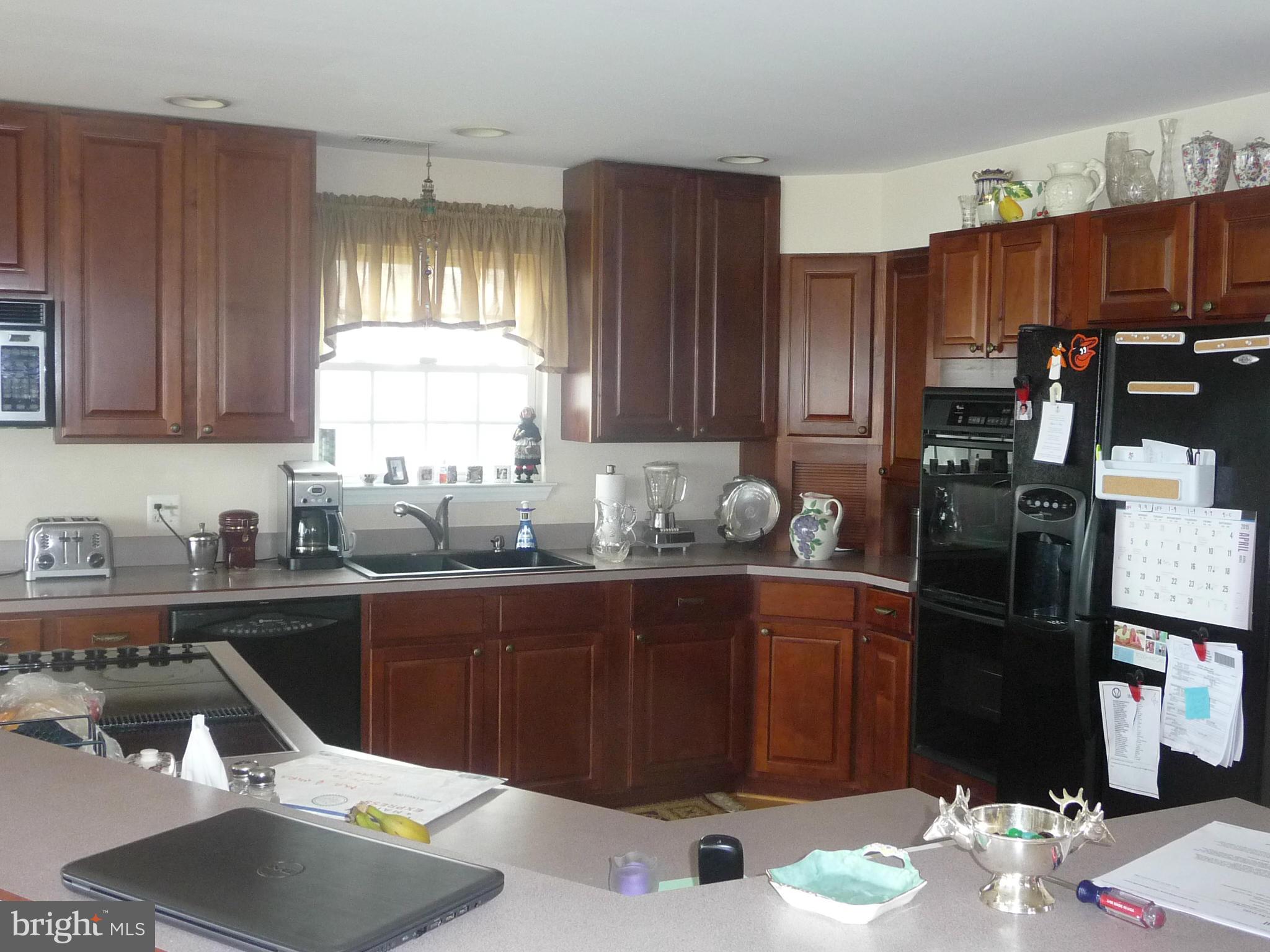 4148 Beachwood Road Baltimore, MD 21222 - Photo 6 of 18 Kitchen