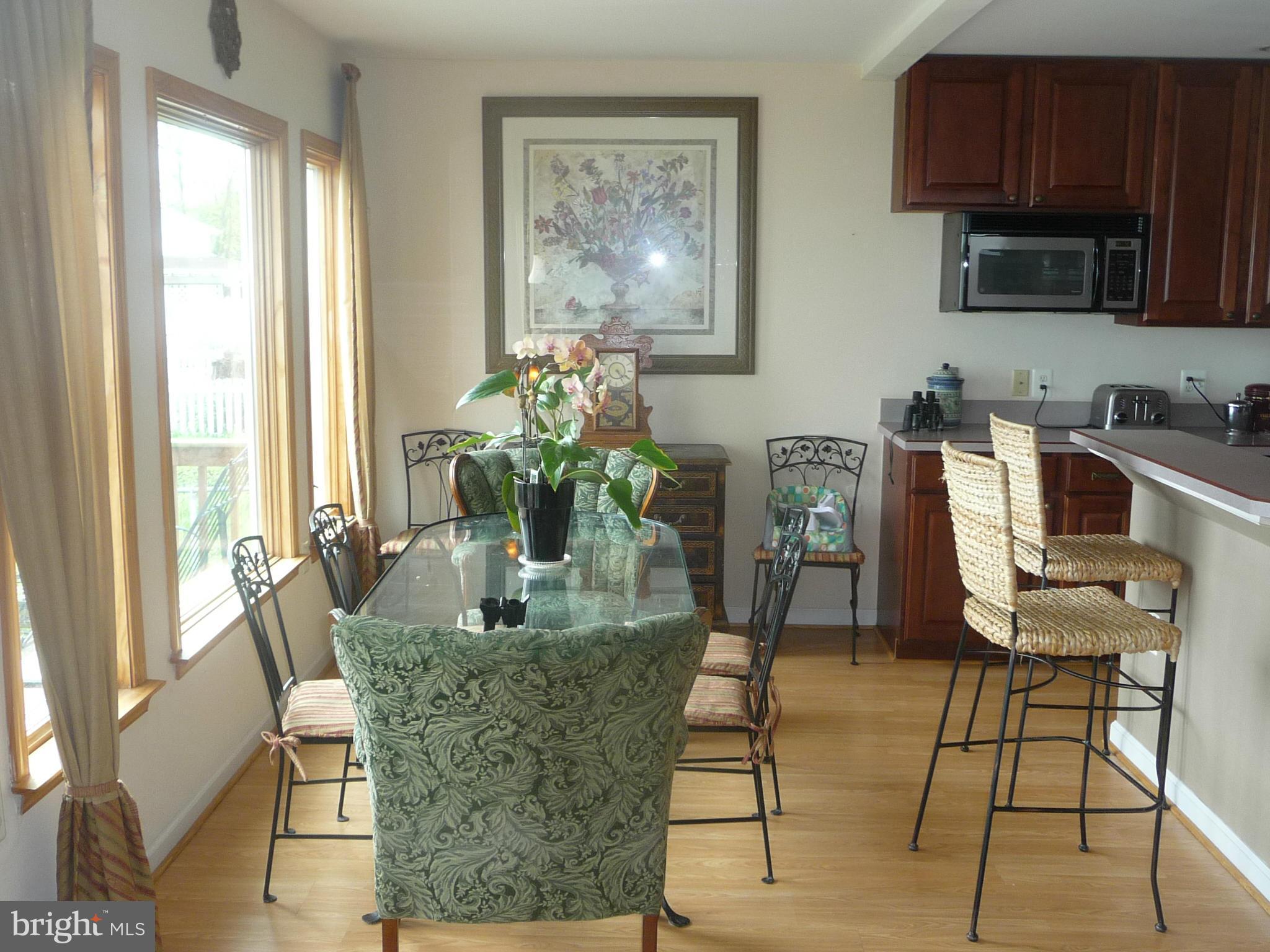 4148 Beachwood Road Baltimore, MD 21222 - Photo 8 of 18 Dining Room