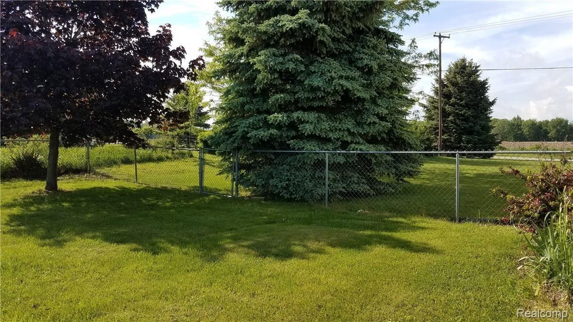4460 Lum Road Attica, MI 48412 - Photo 11 of 37 5.jpg