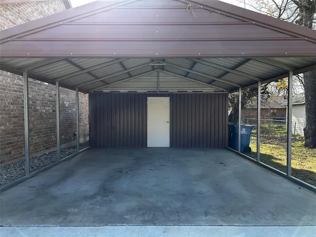 $1,550 | 507 1/2 B E Stone Street, Collinsville, TX 76233