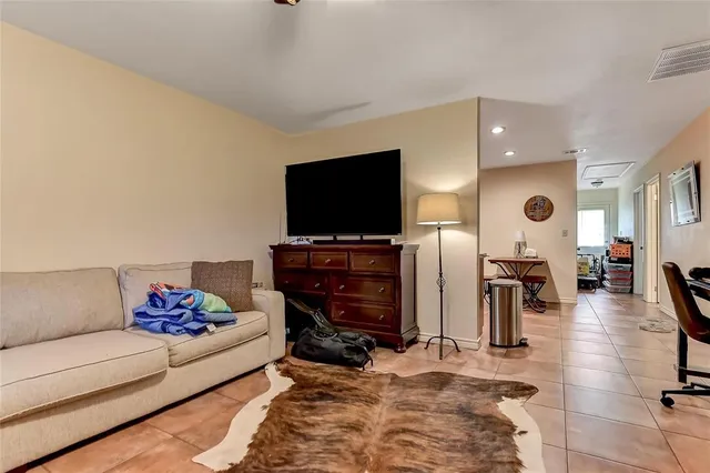 $1,550 | 507 1/2 B E Stone Street, Collinsville, TX 76233