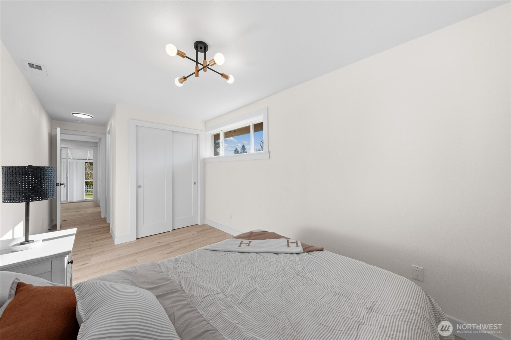 8817 South Alaska Street Tacoma, WA 98444 - Photo 12 of 39