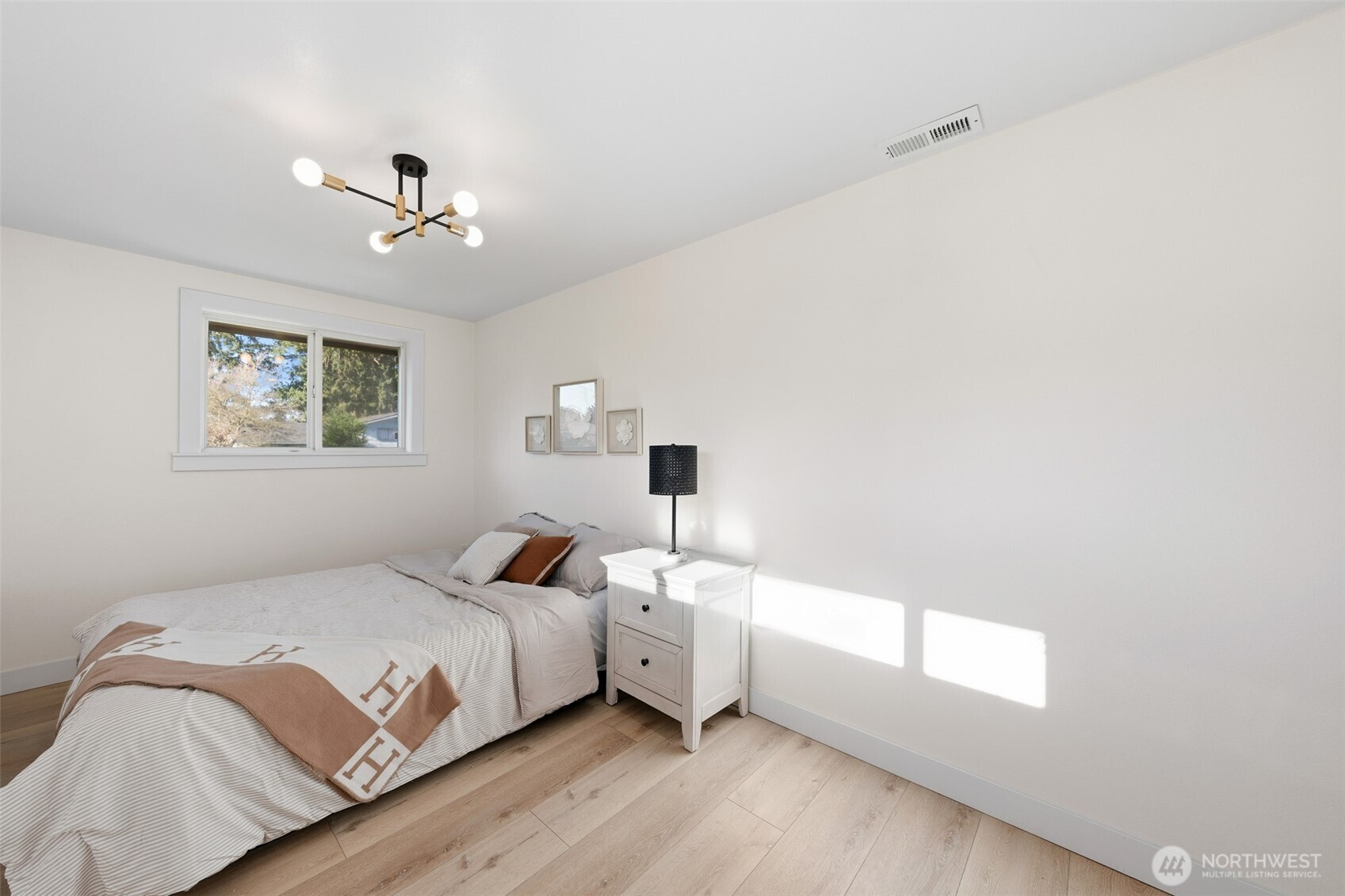 8817 South Alaska Street Tacoma, WA 98444 - Photo 13 of 39