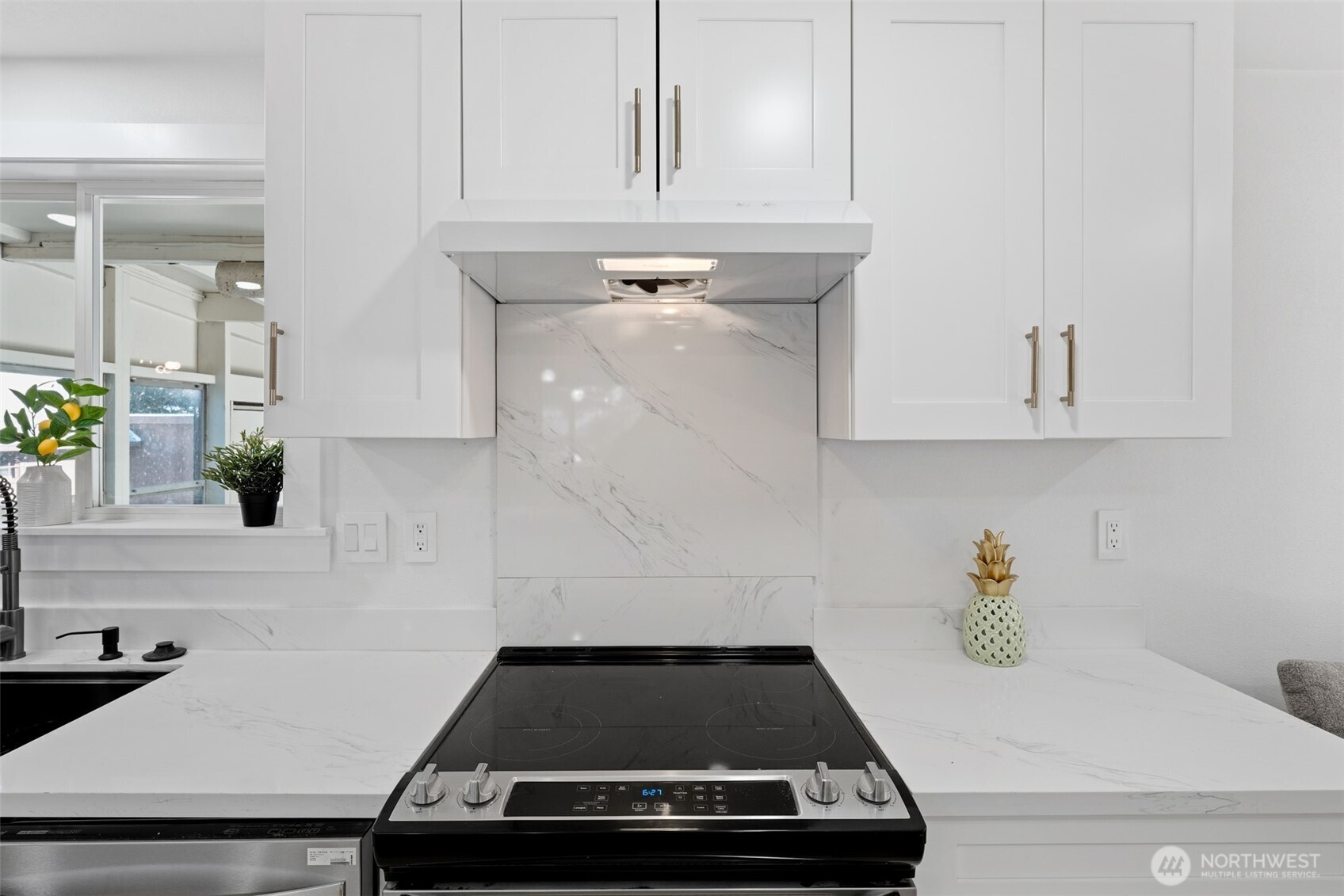 8817 South Alaska Street Tacoma, WA 98444 - Photo 7 of 39