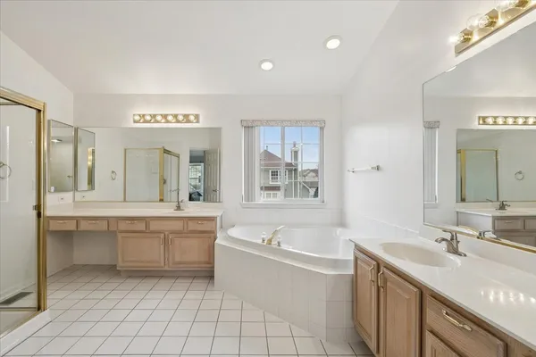 $539,900 | 1208 Shetland Drive, Mundelein, IL 60060