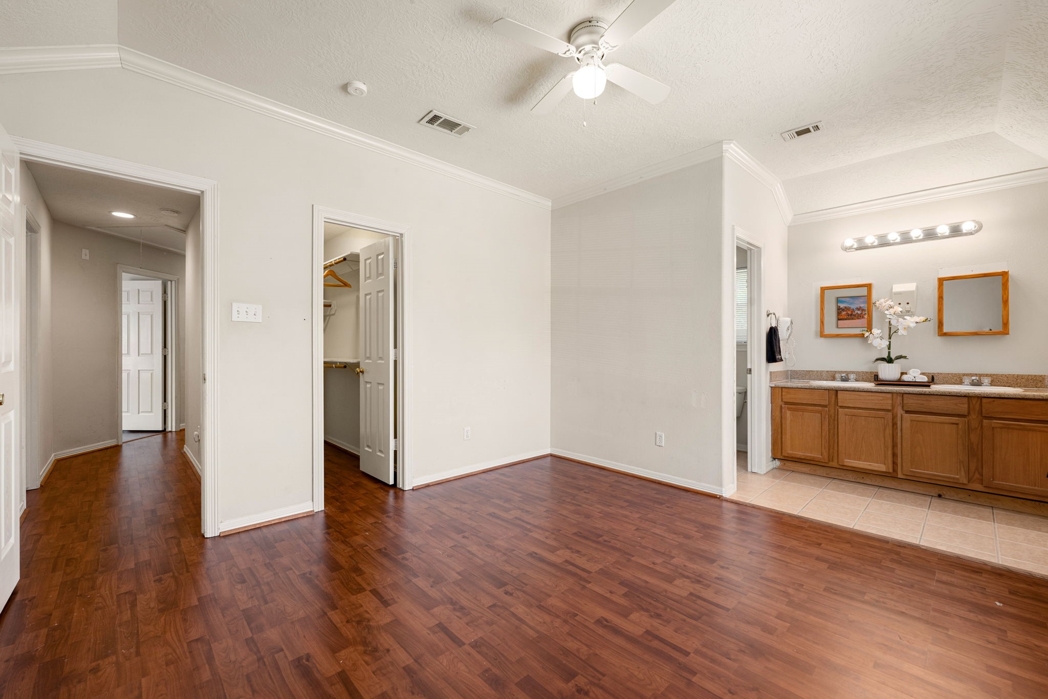 6418 England Street Houston, TX 77021 - Photo 14 of 29 a view of a kitchen with a sink and a large window