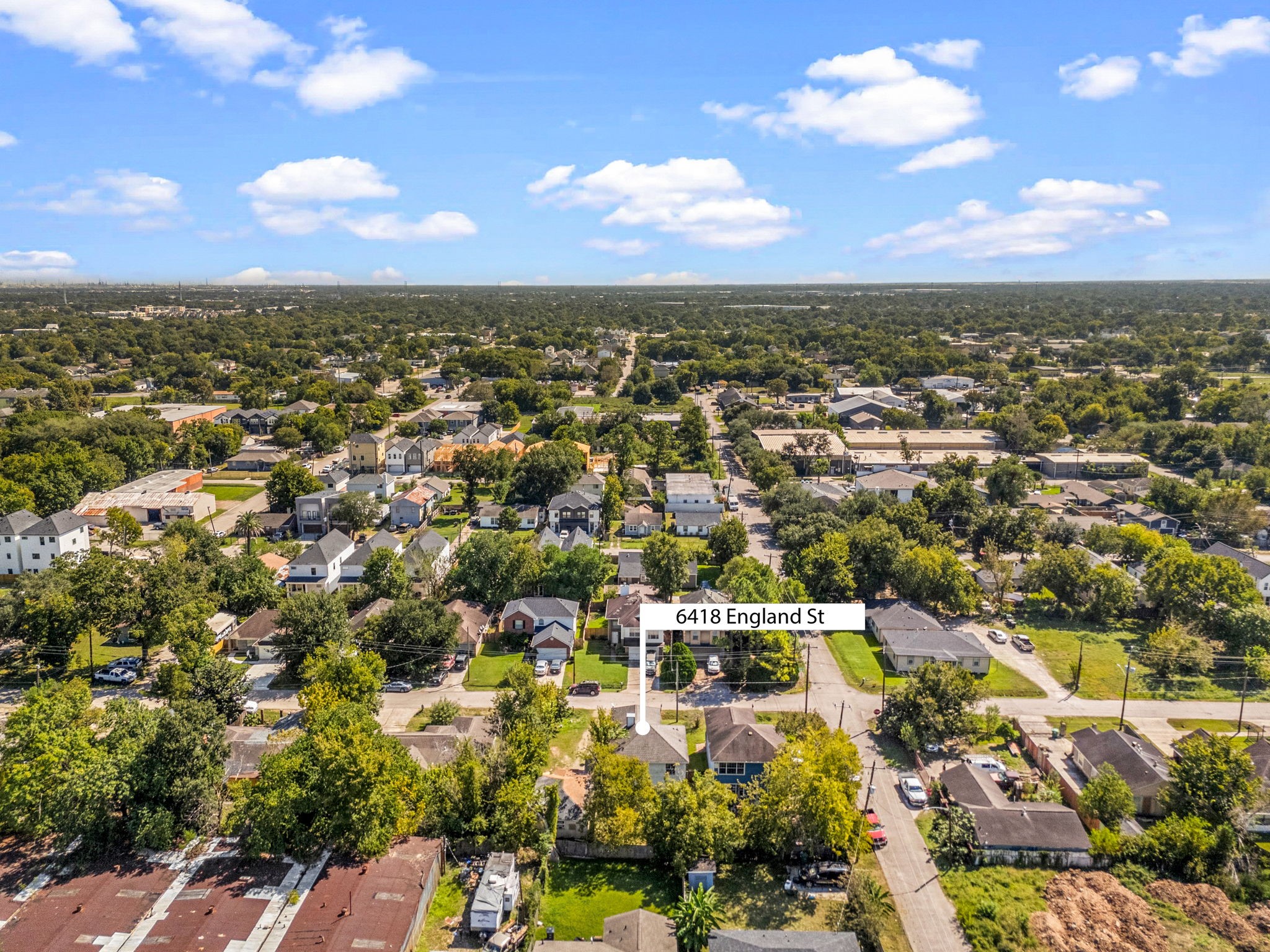 6418 England Street Houston, TX 77021 - Photo 26 of 29 an aerial view of residential houses with outdoor space