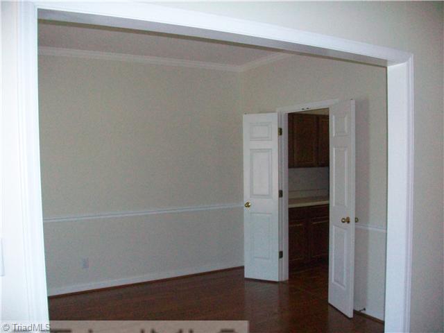3901 Sandlewood Road High Point, NC 27265 - Photo 9 of 12 Dining Room.