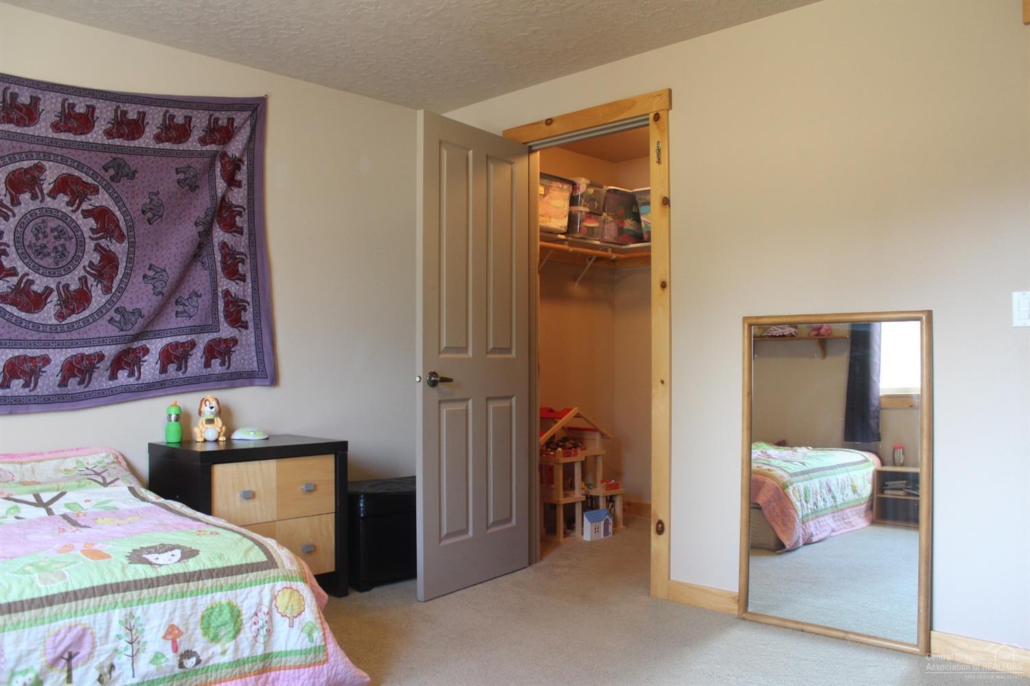 20525 Dylan Loop Bend, OR 97702 - Photo 11 of 25 Additional Photo