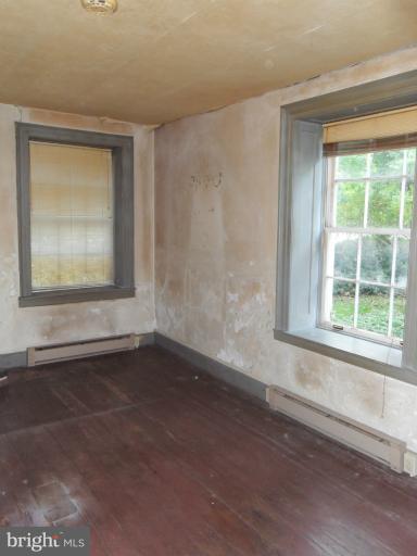 9301 Old Harford Road Baltimore, MD 21234 - Photo 12 of 24 Living Room (In-Law Suite - 1st Floor)