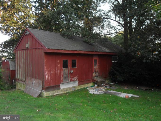 9301 Old Harford Road Baltimore, MD 21234 - Photo 22 of 24 Workshop